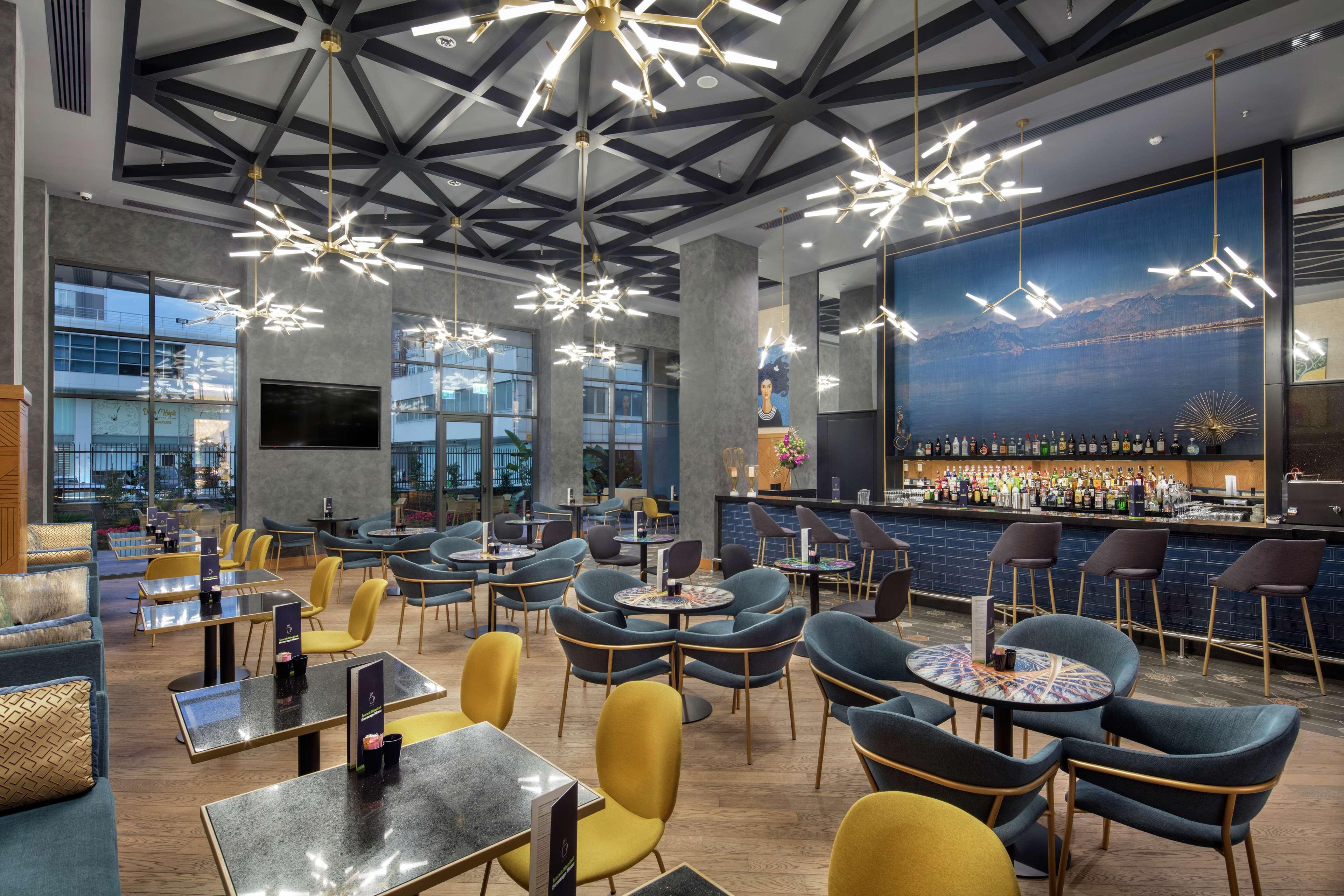 Doubletree By Hilton Antalya City Centre Екстериор снимка The lounge at the airport