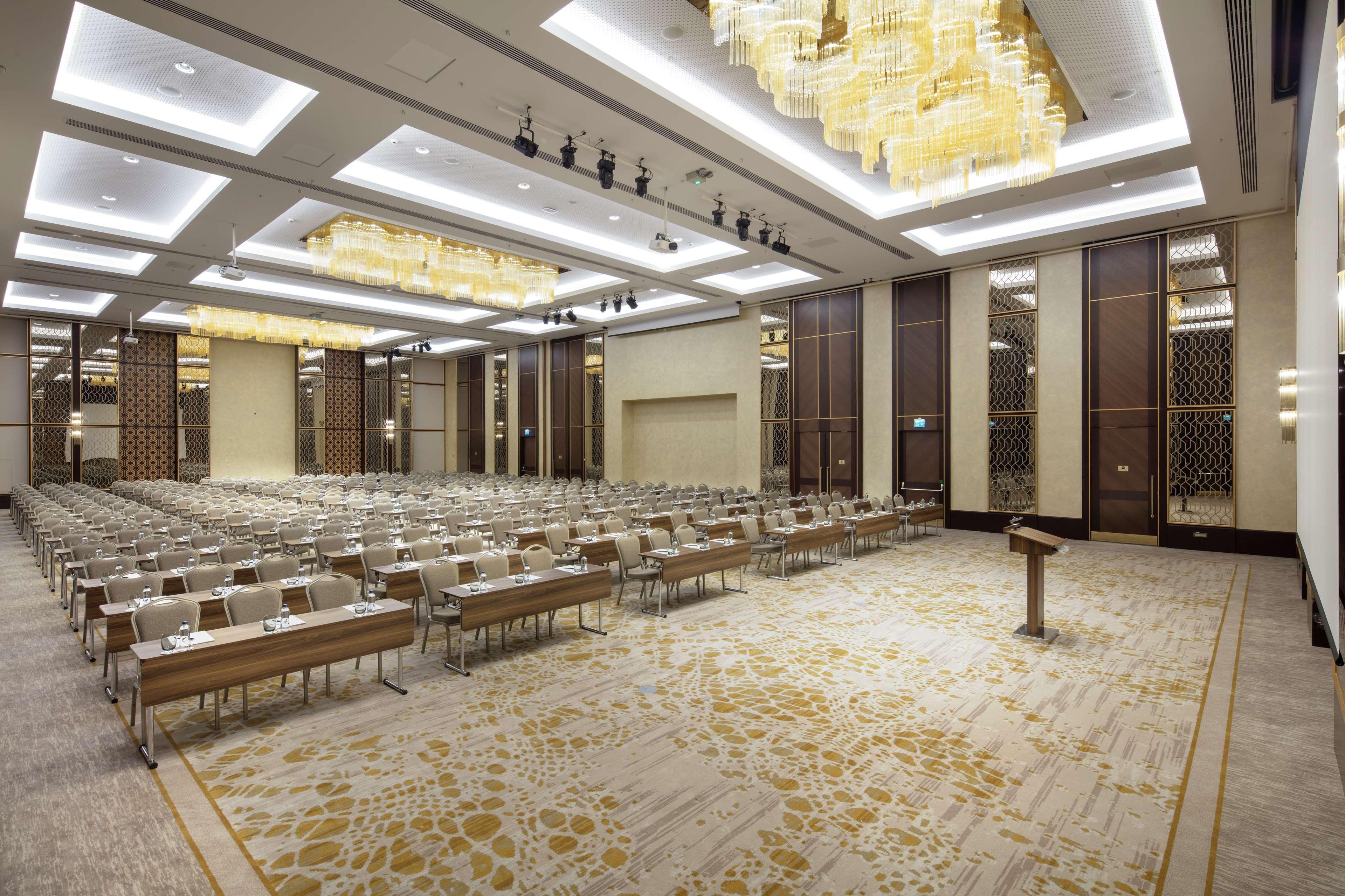 Doubletree By Hilton Antalya City Centre Екстериор снимка The Grand Ballroom