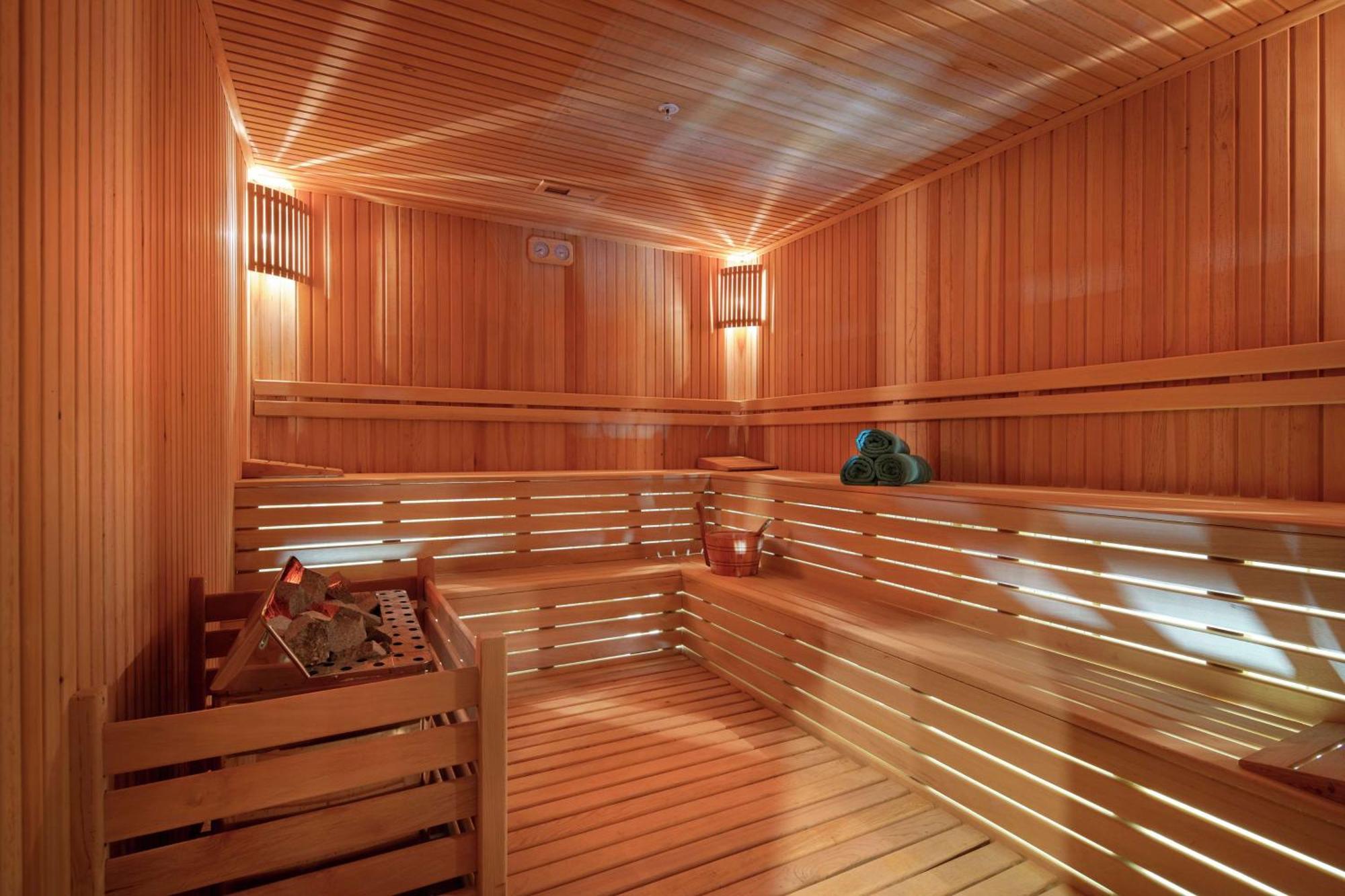 Doubletree By Hilton Antalya City Centre Екстериор снимка A modern Finnish sauna