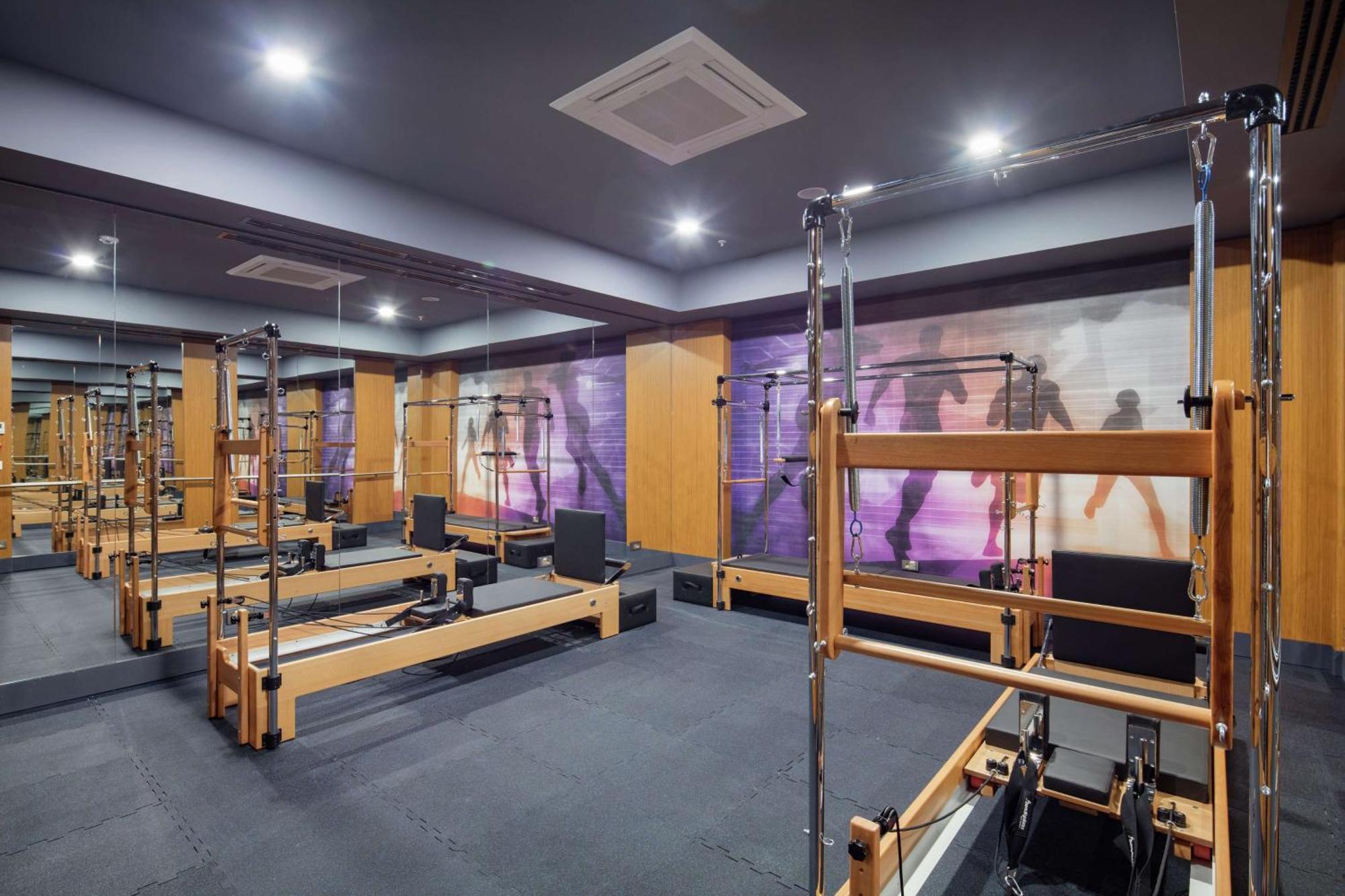 Doubletree By Hilton Antalya City Centre Екстериор снимка Pilates studio