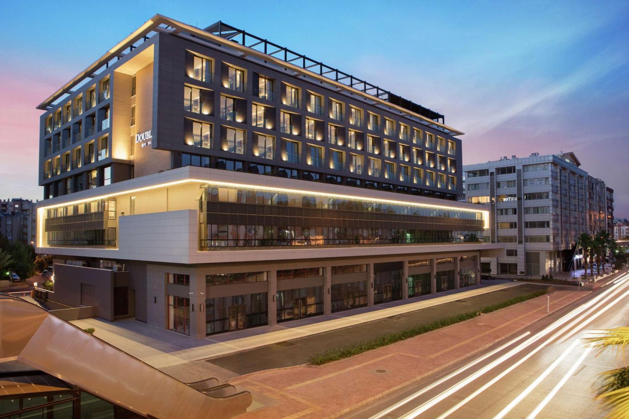 Doubletree By Hilton Antalya City Centre Екстериор снимка Hilton Athens